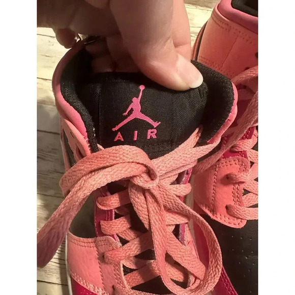 Nike Air Jordan 1 Mid Size 4.5Y Black Jump Man Two Tone Pink Black Swoosh - Picture 6 of 12